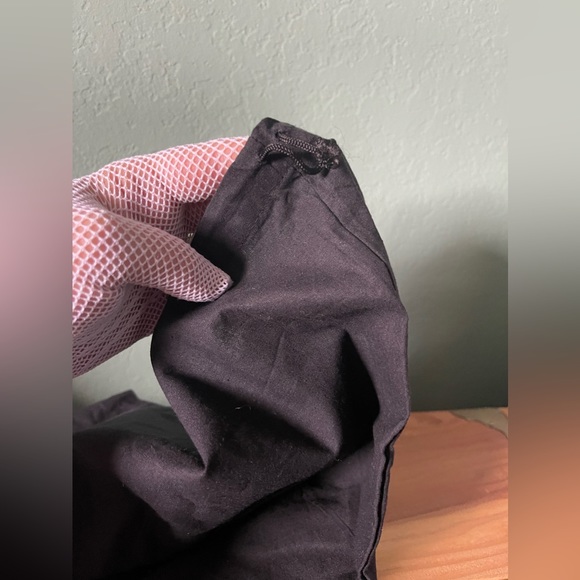 Massimo Dutti Drawstring Black 13x14” and White 12.5x14” Cotton Dust Bags - Picture 5 of 6